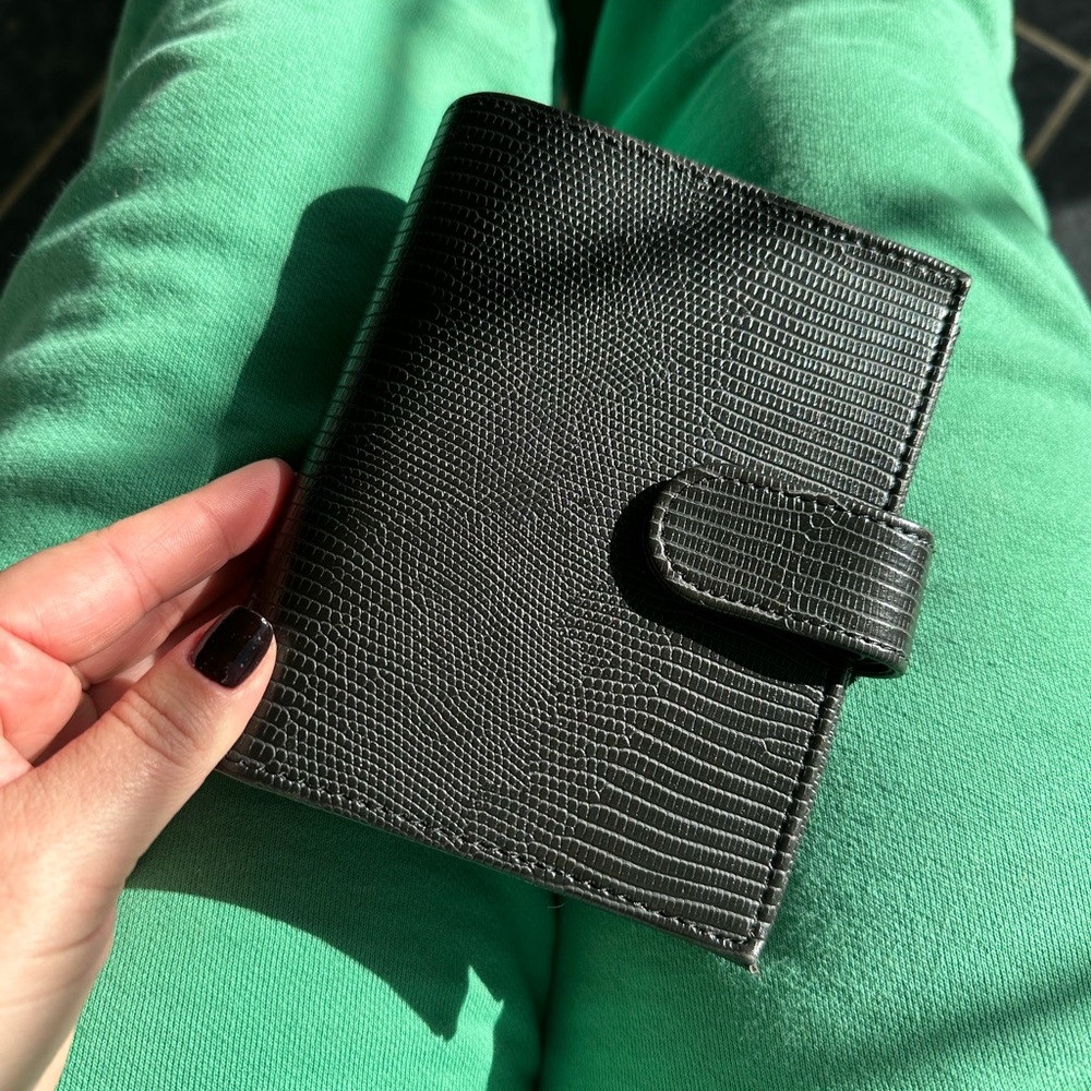 Brand New Cash Wallet Binder with Inserts